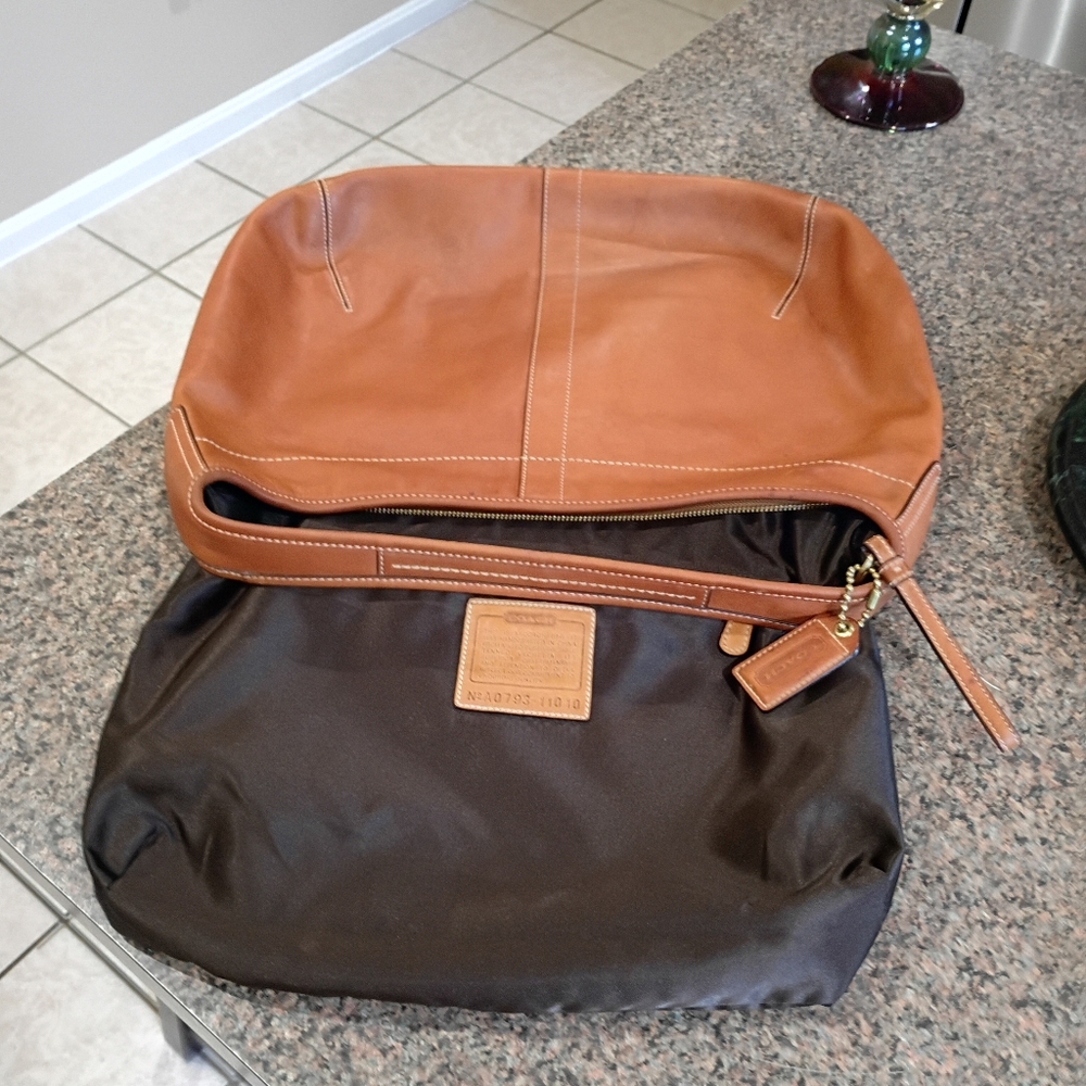 Coach Ergo British leather Bag - Picture 9 of 17